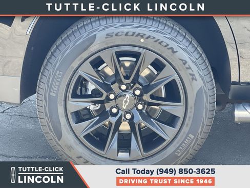Used 2021 Chevrolet Tahoe Z71 AWD/4WD image 11