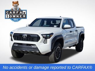 Used 2024 Toyota Tacoma TRD Off-Road video 3