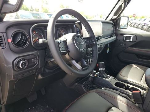 New 2026 Jeep Gladiator Rubicon AWD/4WD image 13