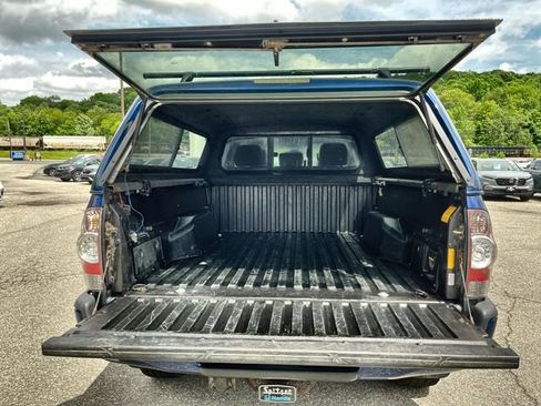Used 2014 Toyota Tacoma 4x4 Double Cab w/ TRD Sport Package image 21