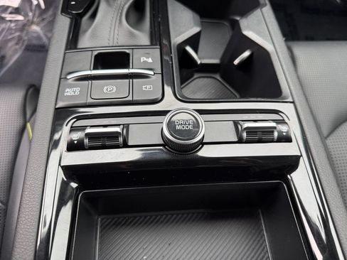Used 2025 Kia K5 GT FWD image 19
