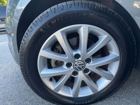 Used 2012 Volkswagen Jetta SE FWD image 22
