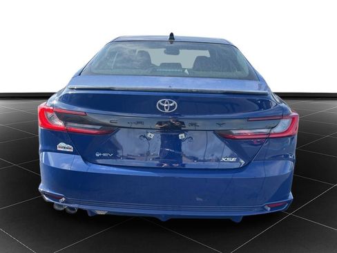 Used 2025 Toyota Camry XSE FWD image 4