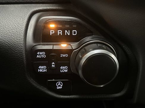 Used 2019 RAM 1500 Big Horn AWD/4WD image 44