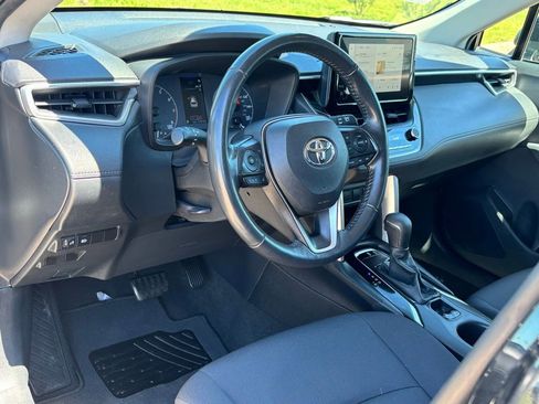 Used 2024 Toyota Corolla Cross LE AWD/4WD image 11