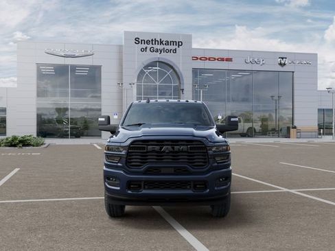 New 2026 RAM 2500 Big Horn AWD/4WD image 7
