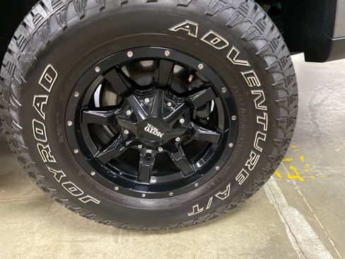 Used 2019 Chevrolet Colorado W/T RWD image 5