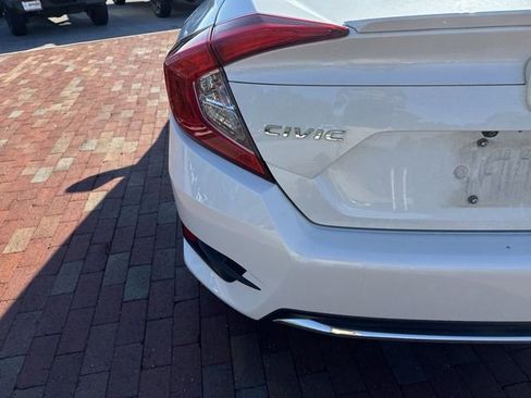 Used 2019 Honda Civic EX-L image 8