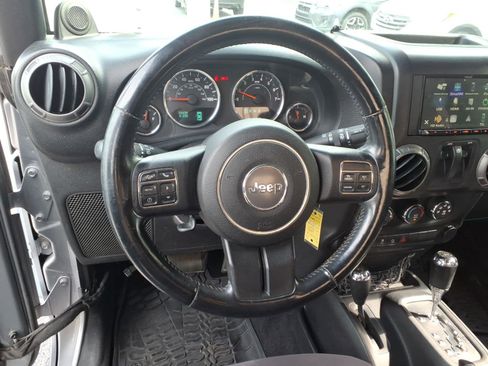 Used 2014 Jeep Wrangler Sport w/ Quick Order Package 24S AWD/4WD image 8