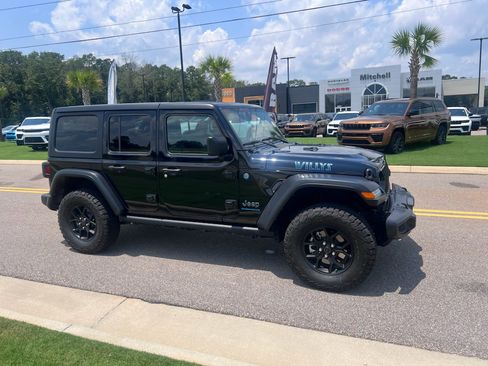 Used 2025 Jeep Wrangler Unlimited Sport S 4xe AWD/4WD image 9