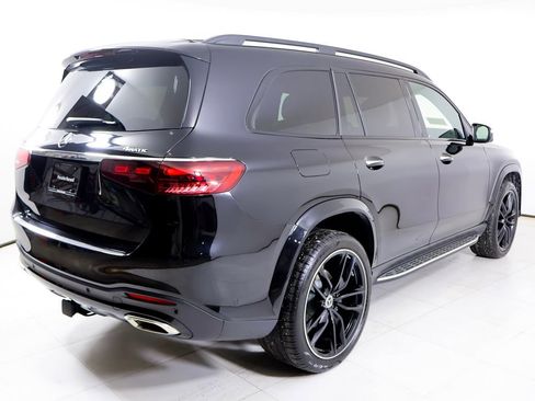 Used 2024 Mercedes-Benz GLS 580 4MATIC image 37