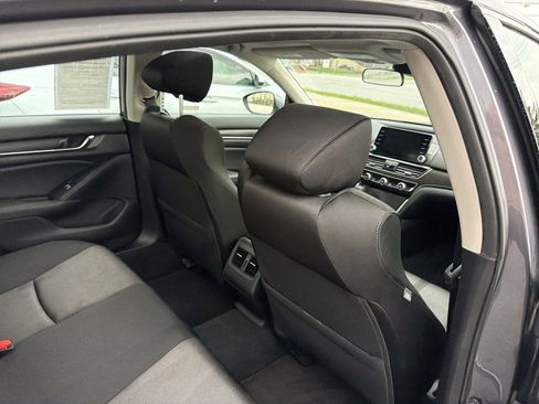Used 2019 Honda Accord EX image 58