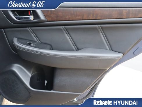 Used 2019 Subaru Outback 2.5i Limited AWD/4WD image 12