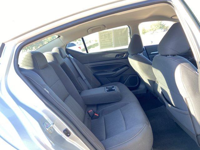 Used 2023 Nissan Altima 2.5 SV AWD/4WD image 14
