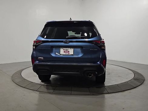 Certified 2025 Subaru Forester Touring w/ Popular Package - Touring AWD/4WD image 4