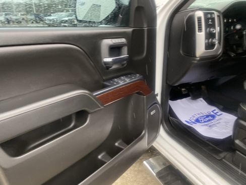 Used 2018 GMC Sierra 1500 SLT AWD/4WD image 15