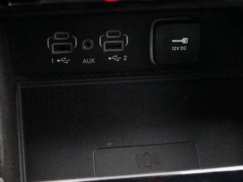 Used 2021 Jeep Grand Cherokee L Laredo image 10