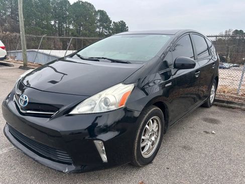 Used 2012 Toyota Prius V Two FWD image 2