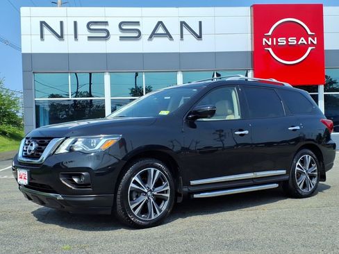 Used 2019 Nissan Pathfinder Platinum w/ Cargo Package AWD/4WD image 1