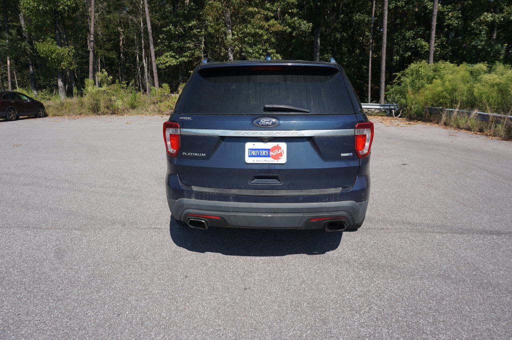 Used 2017 Ford Explorer Platinum AWD/4WD image 25
