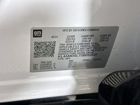 Used 2025 Buick Encore GX Sport Touring FWD image 35