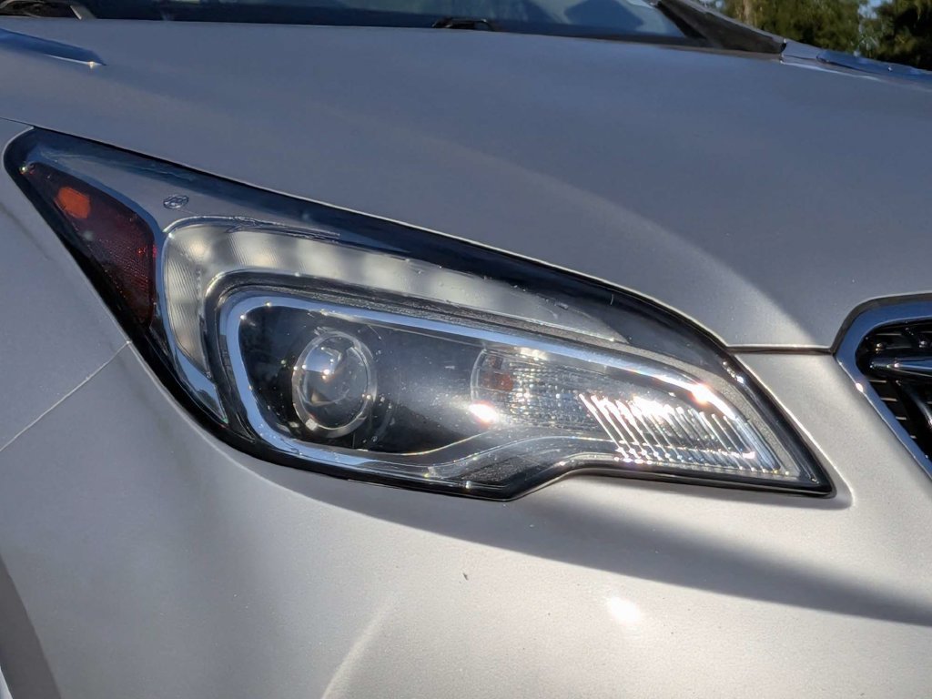 Used 2019 Buick Envision Preferred FWD image 10