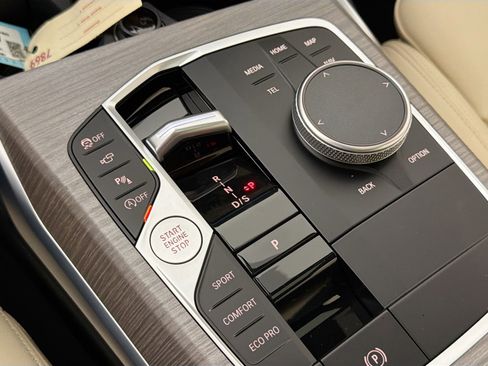 New 2026 BMW 330i xDrive Sedan w/ Convenience Package image 17