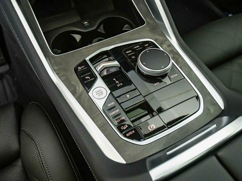 New 2026 BMW X6 xDrive40i w/ Climate Comfort Package image 21