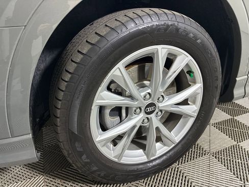 Used 2021 Audi Q3 2.0T Premium w/ Convenience Package image 4