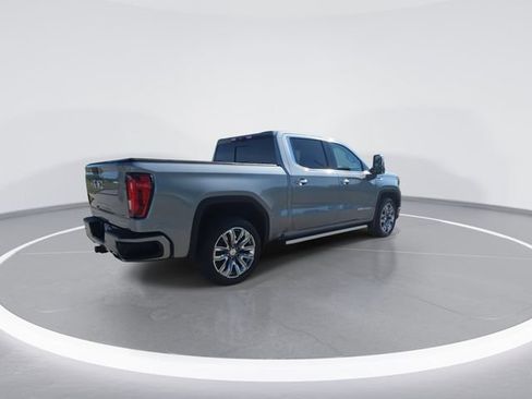 Used 2024 GMC Sierra 1500 Denali w/ Denali Reserve Package AWD/4WD image 8