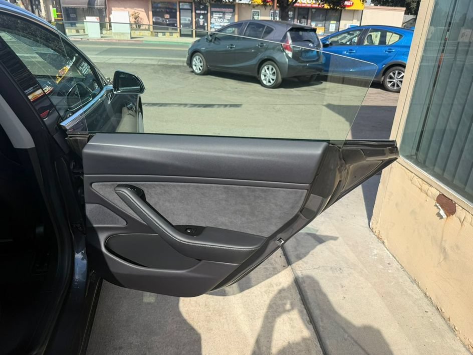 Used 2019 Tesla Model 3 Standard Range Plus RWD image 23