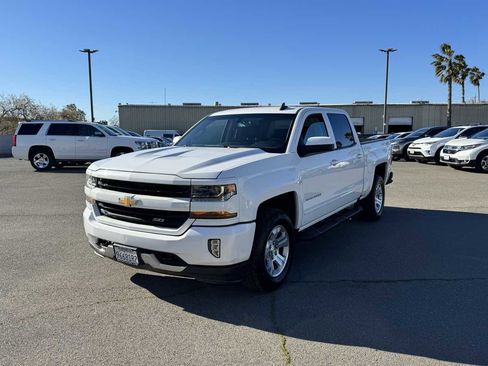 Used 2018 Chevrolet Silverado 1500 LT w/ All Star Edition image 5