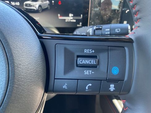 New 2026 Nissan Kicks SR FWD image 17