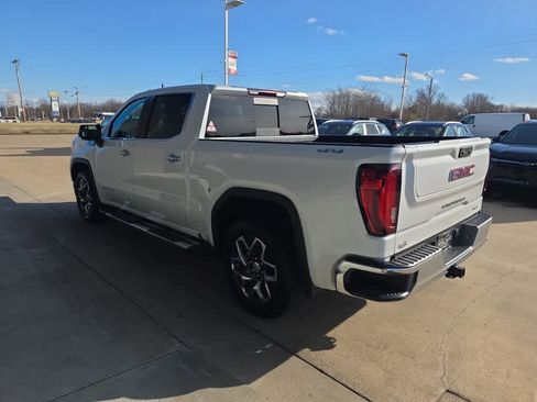 Used 2025 GMC Sierra 1500 SLT w/ SLT Premium Package image 6