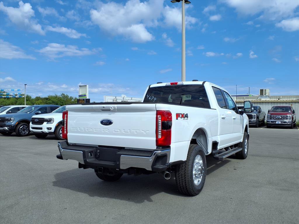 New 2026 Ford F350 XLT w/ XLT Premium Package AWD/4WD image 10