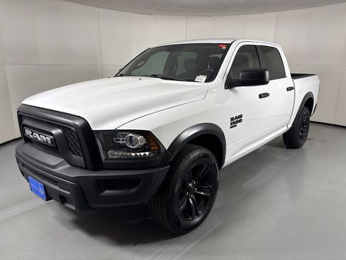 Used 2024 RAM 1500 Warlock AWD/4WD image 4
