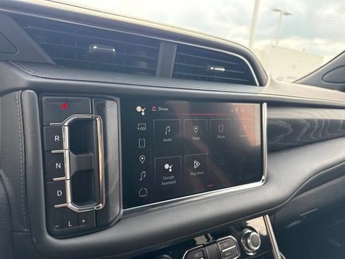 Used 2023 GMC Yukon Denali AWD/4WD image 20