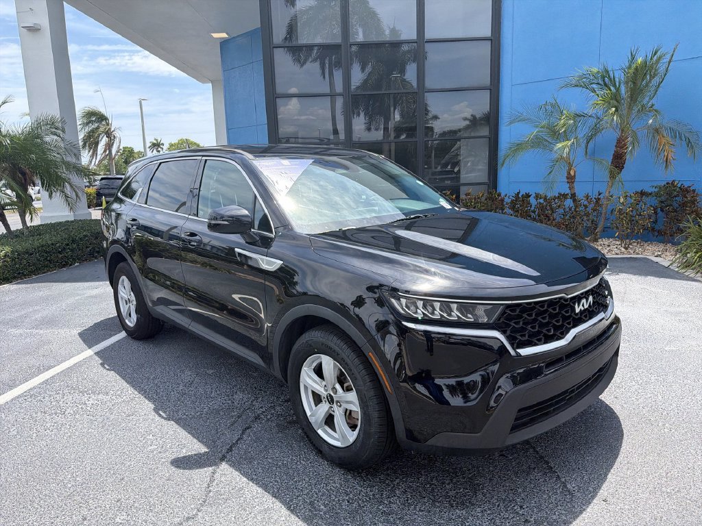 Used 2023 Kia Sorento LX FWD image 18