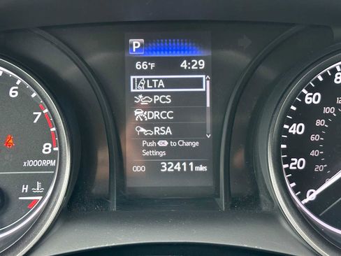 Used 2024 Toyota Camry SE image 24