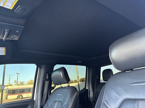 Used 2022 Ford F250 Platinum AWD/4WD image 25