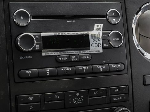 Used 2015 Ford F550 4x4 Regular Cab Super Duty image 28
