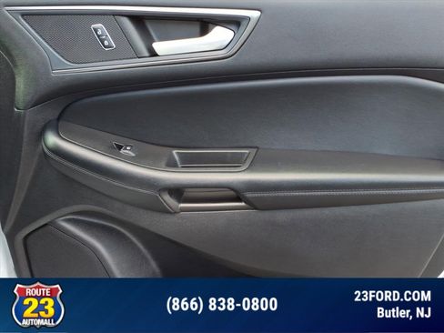 Certified 2022 Ford Edge SE image 9