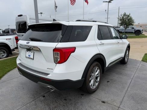 Used 2024 Ford Explorer Limited AWD/4WD image 6