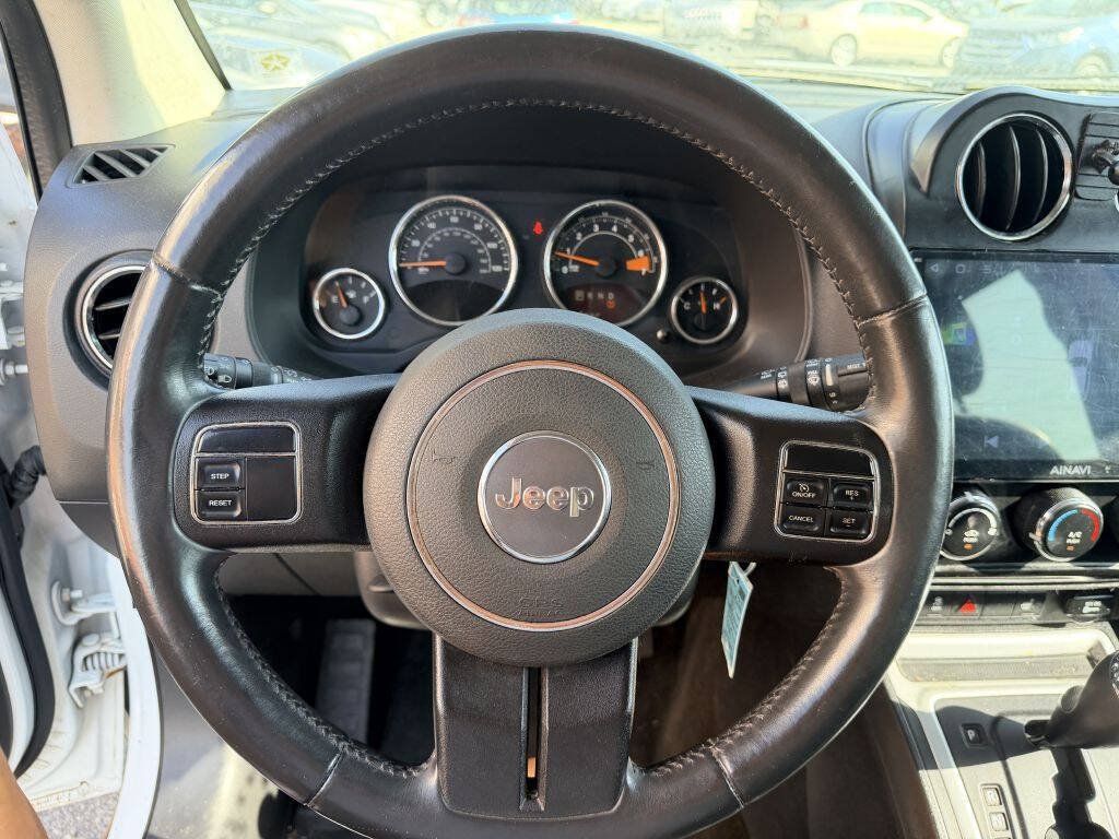Used 2014 Jeep Compass Latitude w/ All Weather Capability Group AWD/4WD image 10