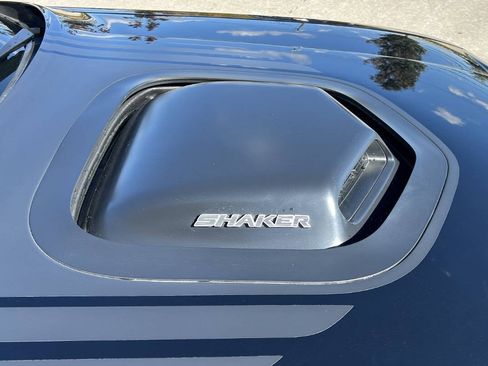 Used 2016 Dodge Challenger R/T image 38