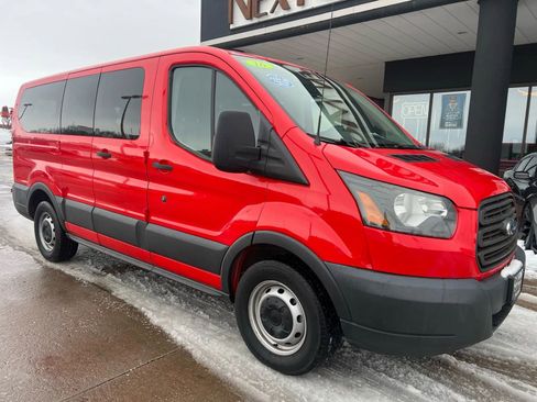 Used 2016 Ford Transit 150 XL image 10