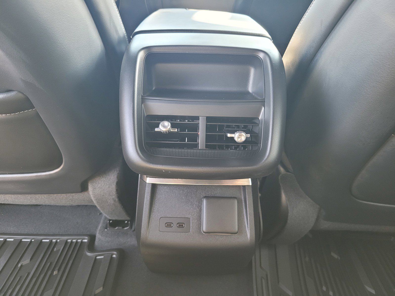 Certified 2024 Cadillac Lyriq Sport AWD/4WD image 13