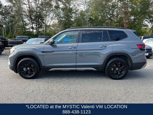 Certified 2024 Volkswagen Atlas Peak Edition SE image 10