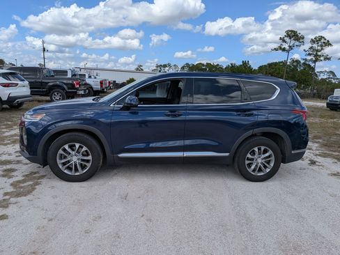 Used 2019 Hyundai Santa Fe SEL image 7