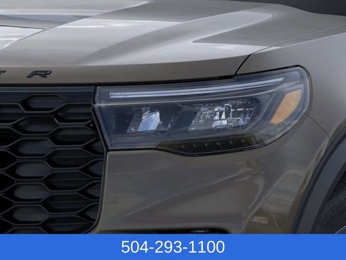 New 2026 Ford Explorer ST-Line w/ ST-Line Street Pack AWD/4WD image 20